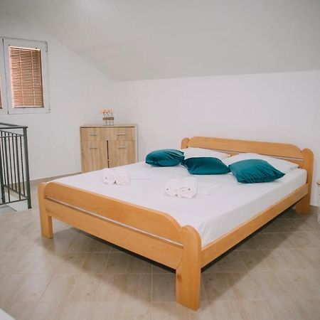 Lovely Apartment Moki Near The Center Котор Экстерьер фото